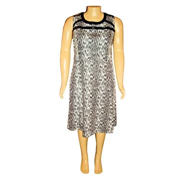 Lane Bryant Dresses | Lane Bryant Sleeveless Gray Black White Animal Print Dress Size 24 | Color: Black | Size: 24 | Beth_Michaels's Closet